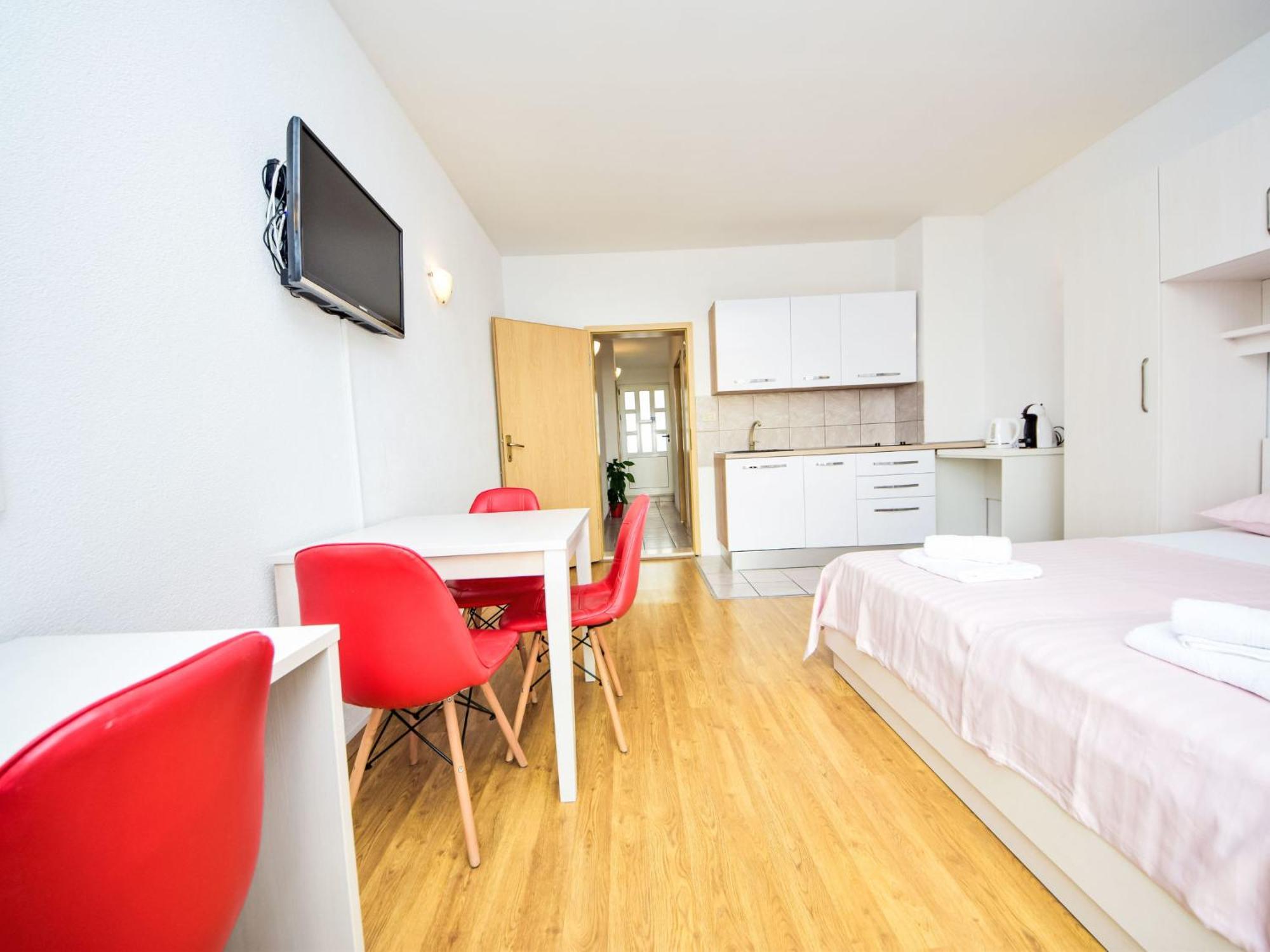 Apartment Mira-1 By Interhome Makarska Ngoại thất bức ảnh