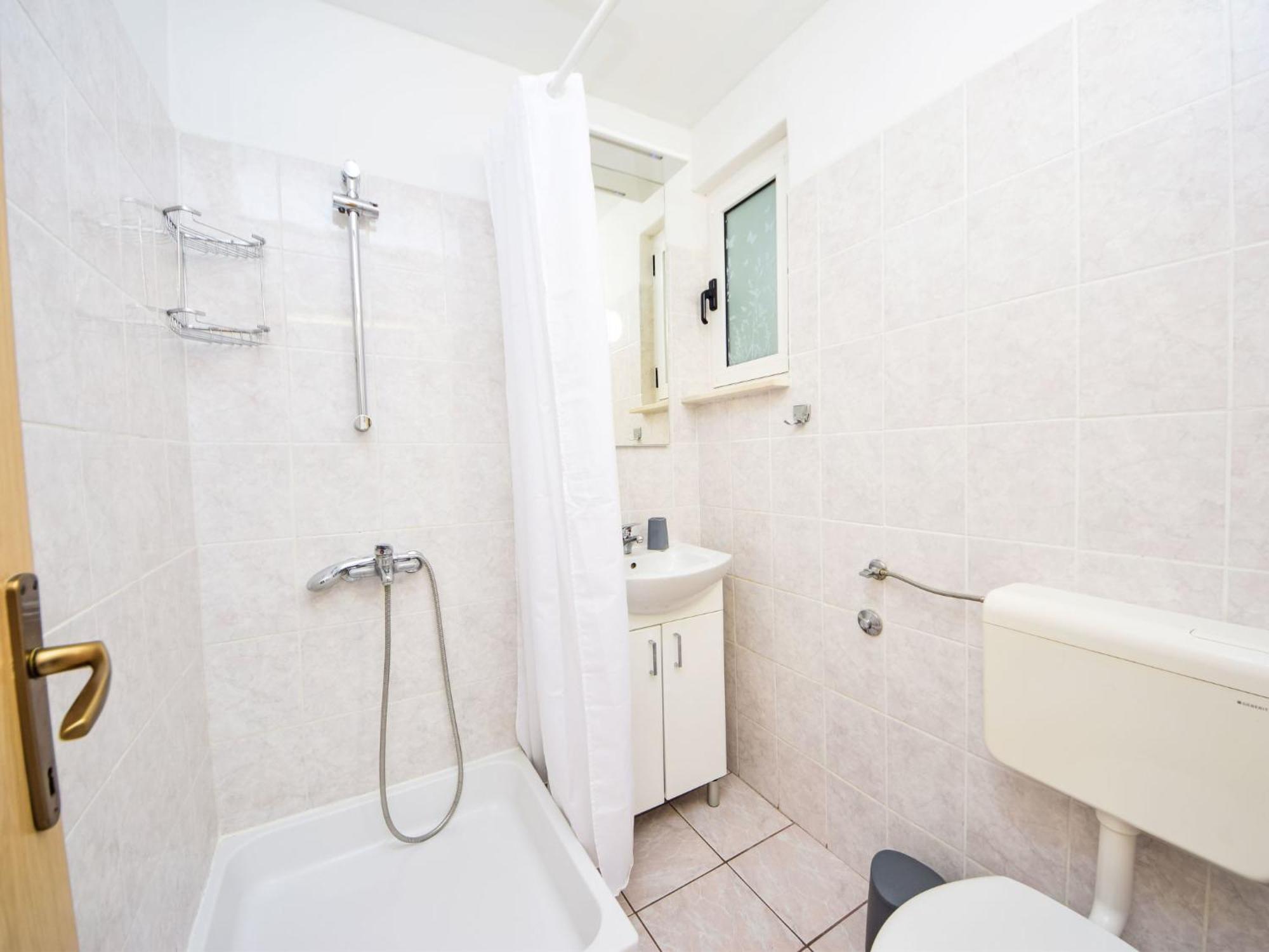 Apartment Mira-1 By Interhome Makarska Ngoại thất bức ảnh